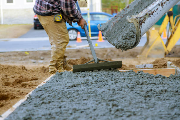 Best Concrete Sidewalk Installation in Conehatta, MS